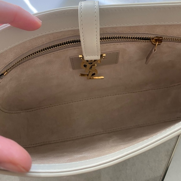 Saint Laurent 5 a 7 Hobo Bag - Picture 10 of 11